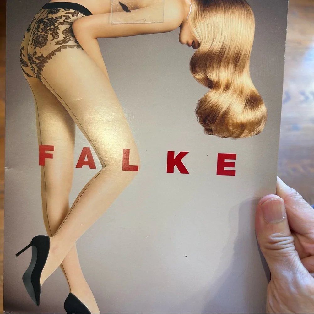 Sexy Hot🔥Falke women's 20 den sheer tights footed amazon floral size small